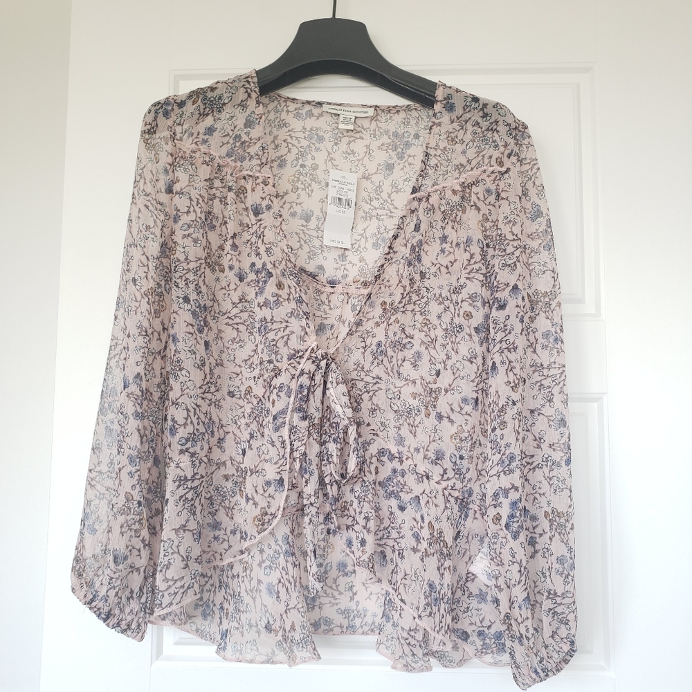 American Eagle Floral Top